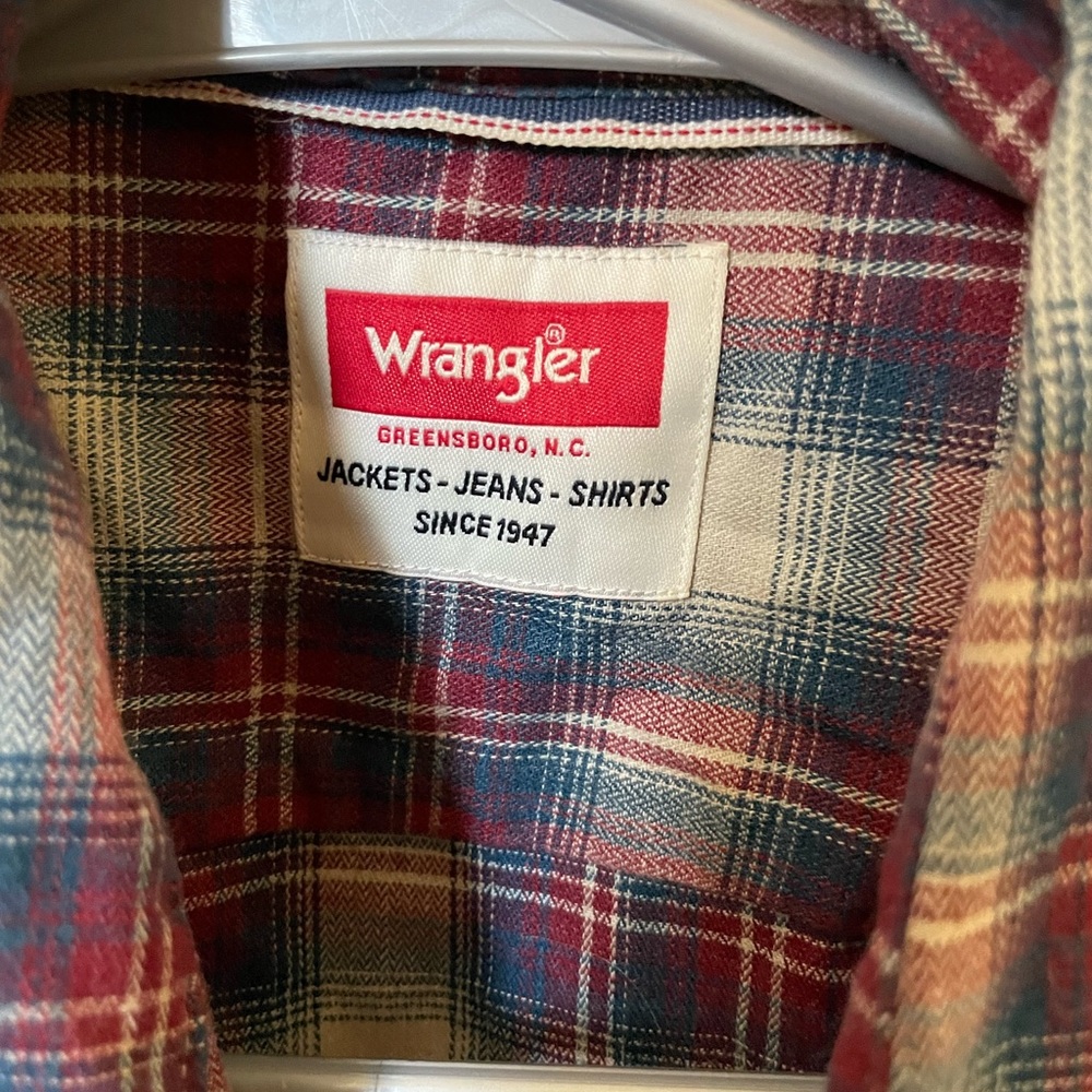 Wrangler flannel - Picture 2 of 2